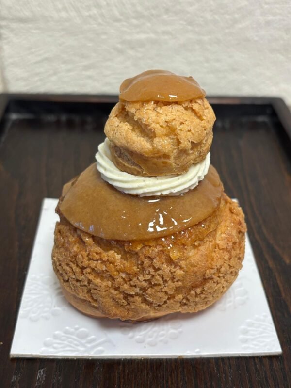 La Religieuse au Café